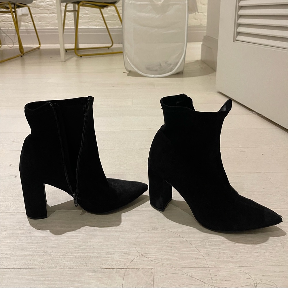 Steve Madden Black Suede Boots